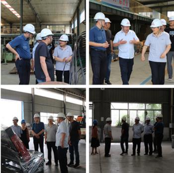 天津客戶(hù)來(lái)金鋒鋸業(yè)洽談合作