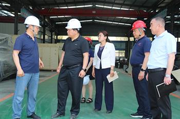 筑牢安全防線，助推企業(yè)發(fā)展|濟(jì)北開(kāi)發(fā)區(qū)領(lǐng)導(dǎo)赴金鋒鋸業(yè)開(kāi)展安全生產(chǎn)專項(xiàng)檢查與察看